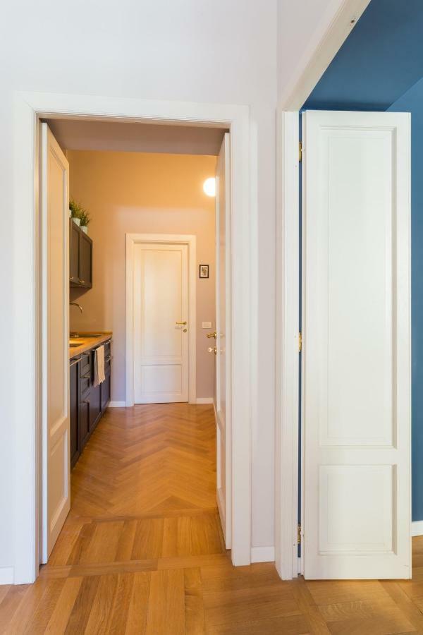 Cosy Apartment 2 Minutes From Duomo Milan Extérieur photo