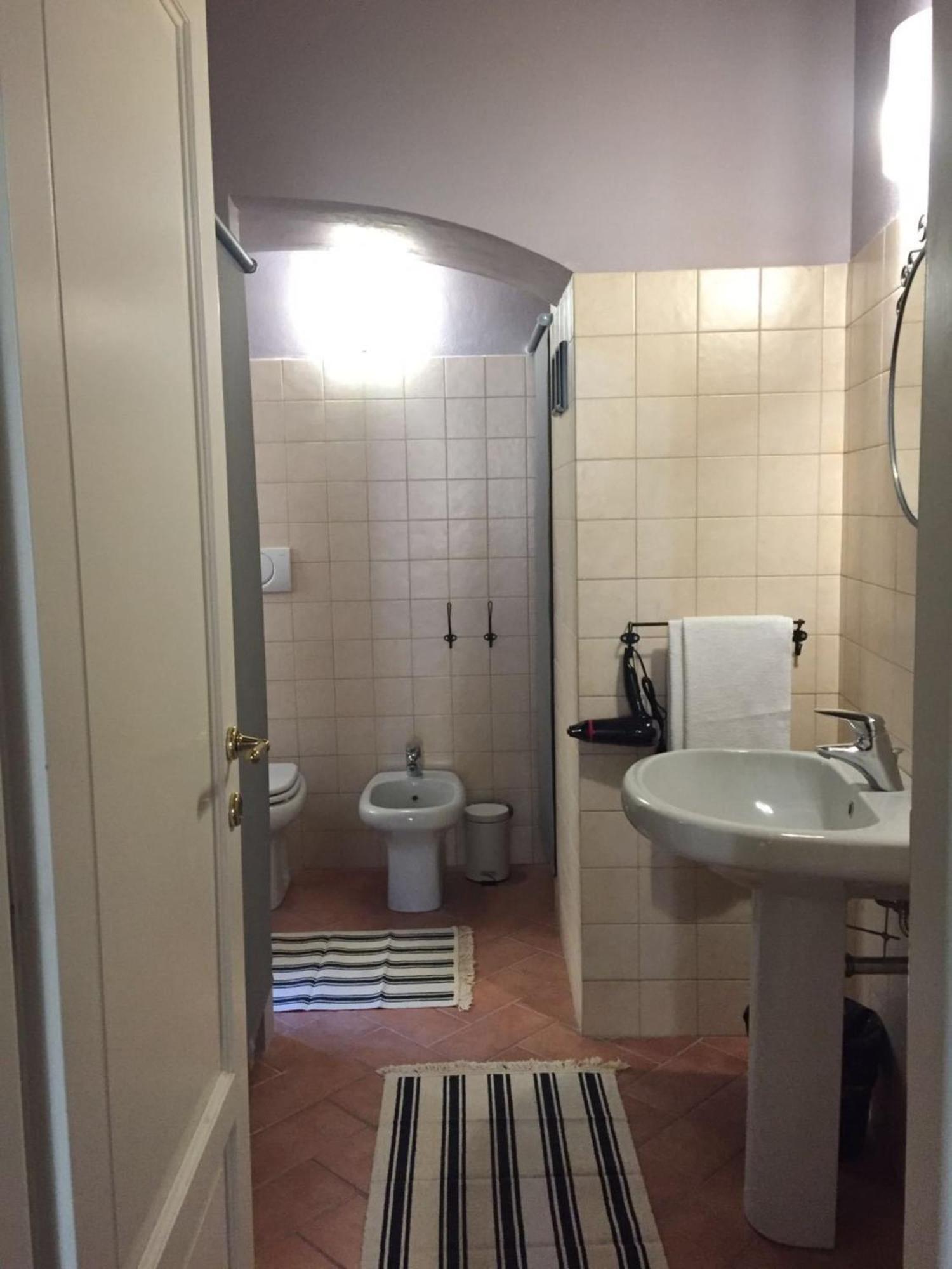 Cosy Apartment 2 Minutes From Duomo Milan Extérieur photo