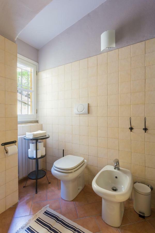 Cosy Apartment 2 Minutes From Duomo Milan Extérieur photo